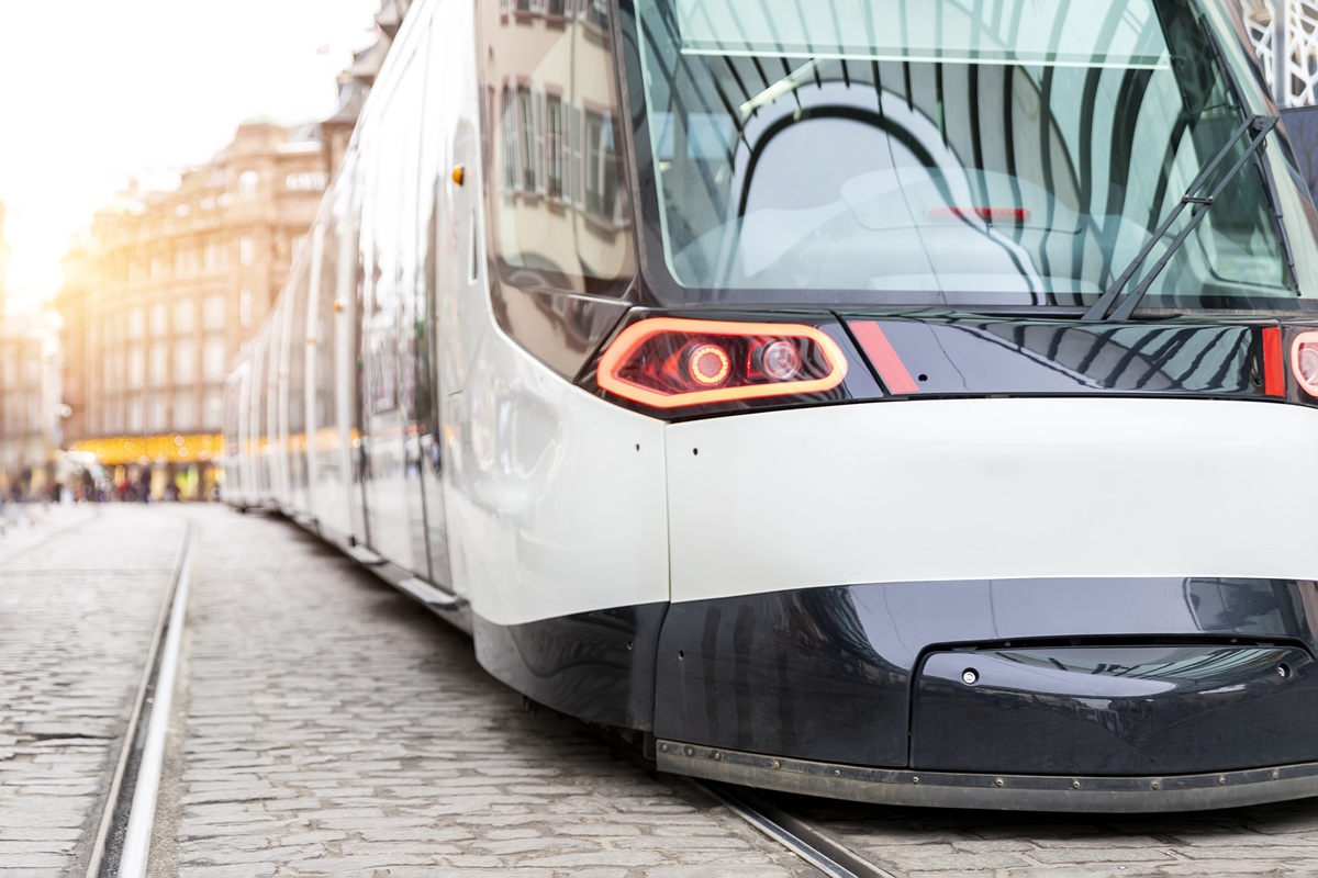 Tram & Light Rail
